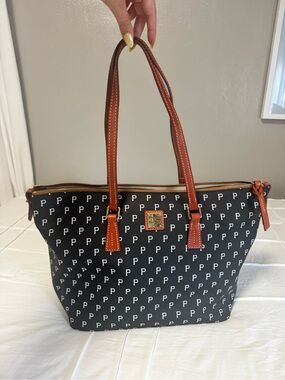 Dooney & Bourke Black Pittsburgh Pirates Logo Tote with Brown Leather Handles